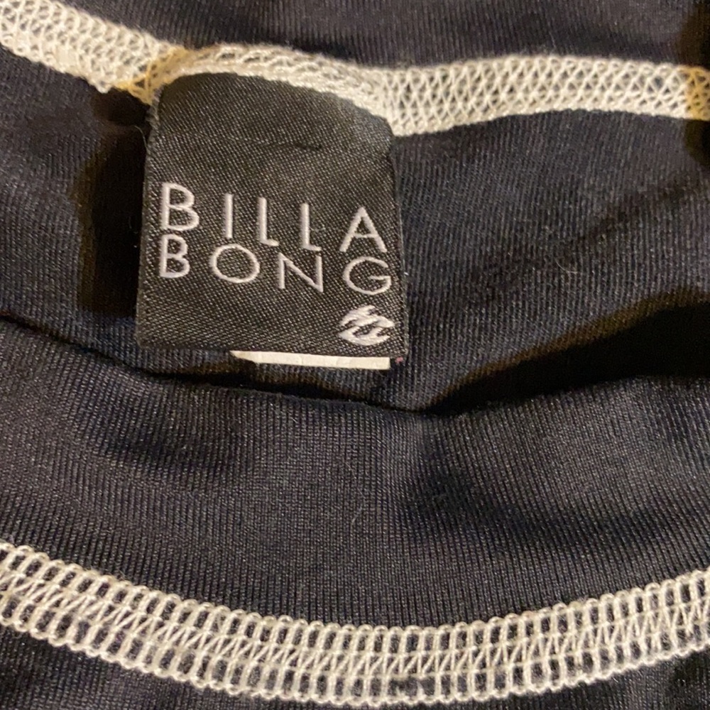 BILLABONG LONG SLEEVE RASH GUARD💘 - Picture 5 of 11